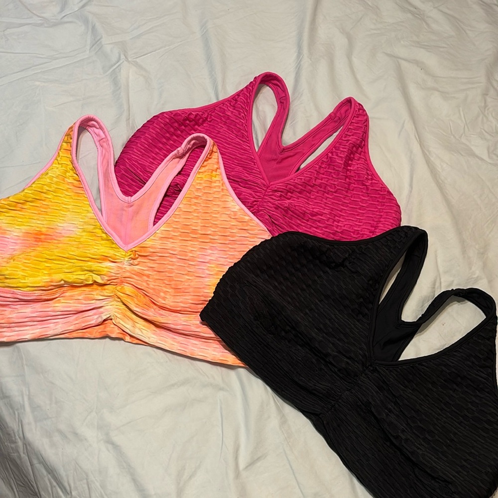 Set of 3 sports bras